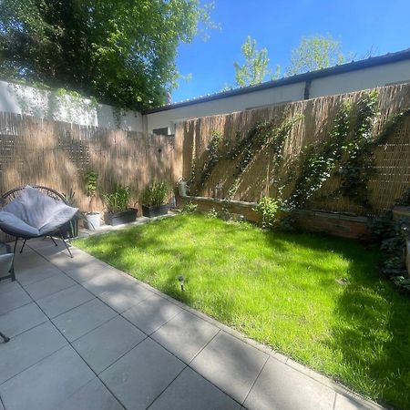 Garden Place Apartment Warsawa Bagian luar foto
