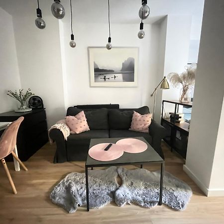 Garden Place Apartment Warsawa Bagian luar foto