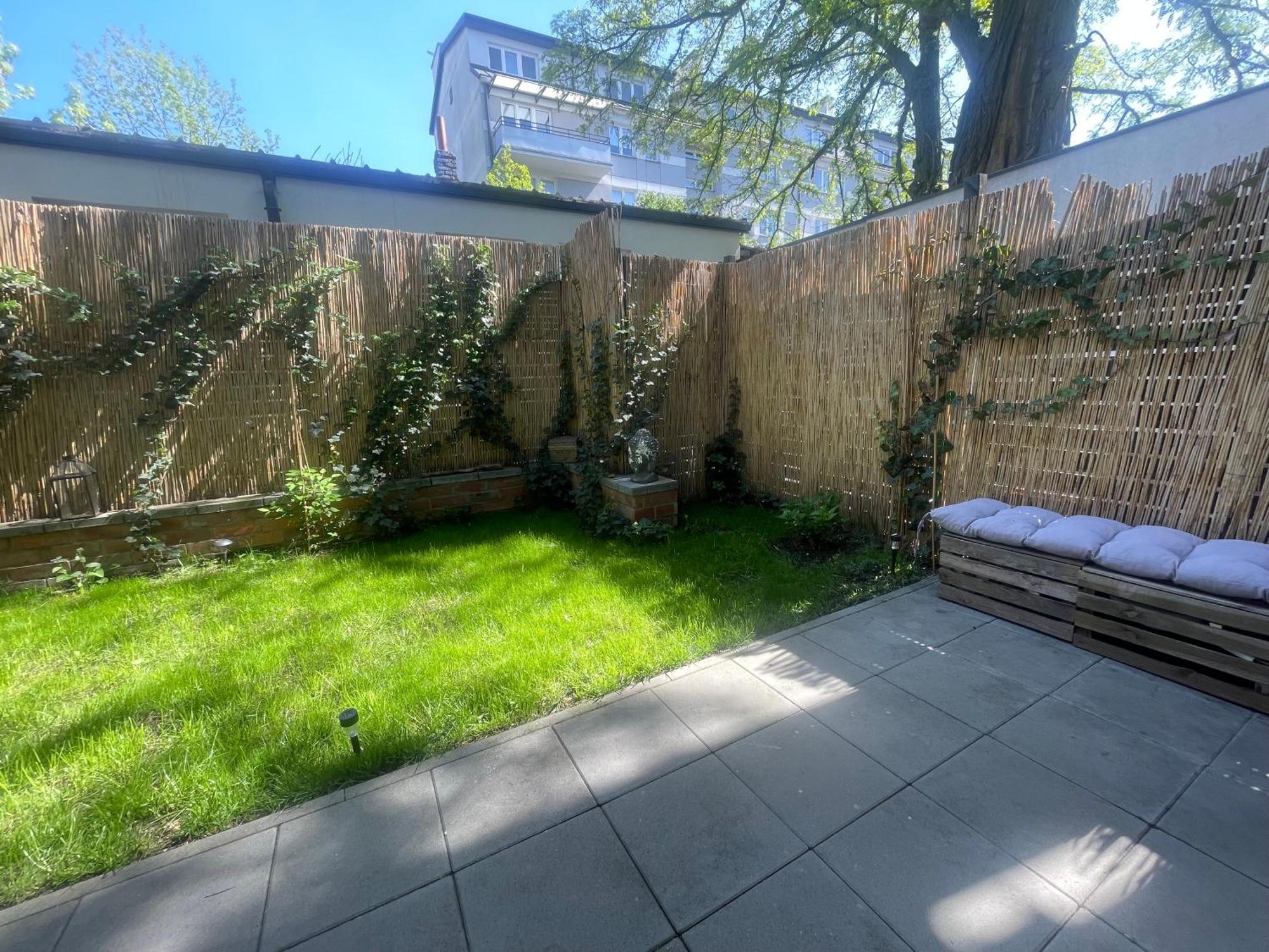 Garden Place Apartment Warsawa Bagian luar foto