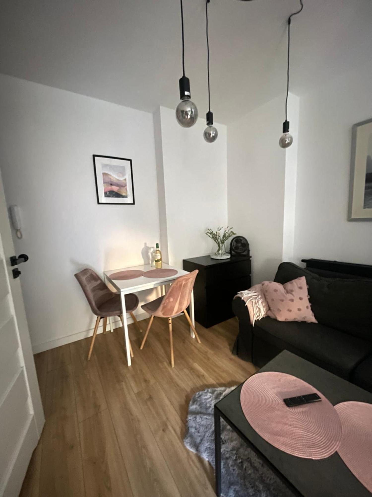 Garden Place Apartment Warsawa Bagian luar foto